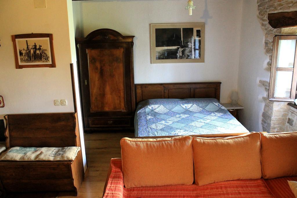 Apartments Mestri Ґрожнян Номер фото